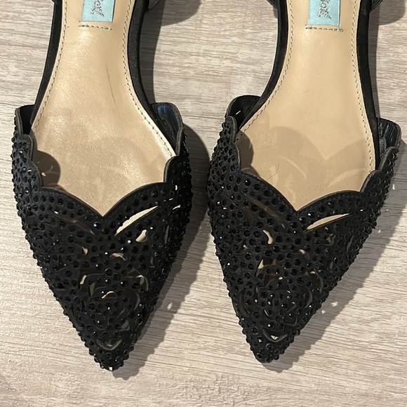 Betsey Johnson Lucy flats - Picture 5 of 13